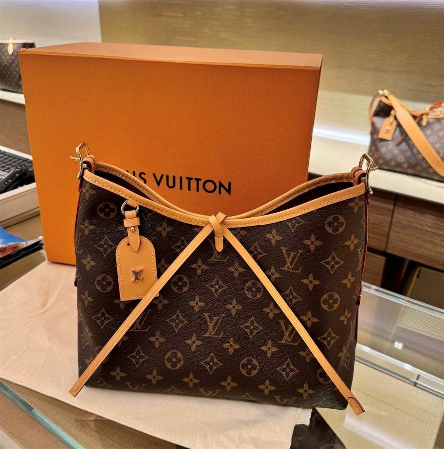 Carryall style bag